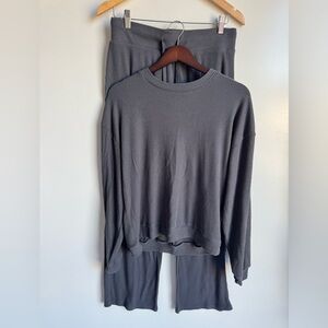 Honeydew 2 Piece Lounge Set Navy Blue Women Medium Oversized Minimalist Cozy